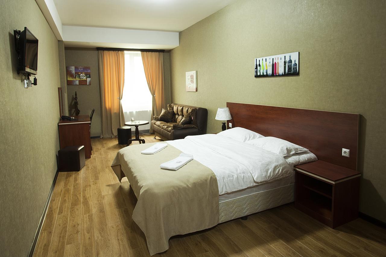 Lords Hotel Tbilisi Luaran gambar