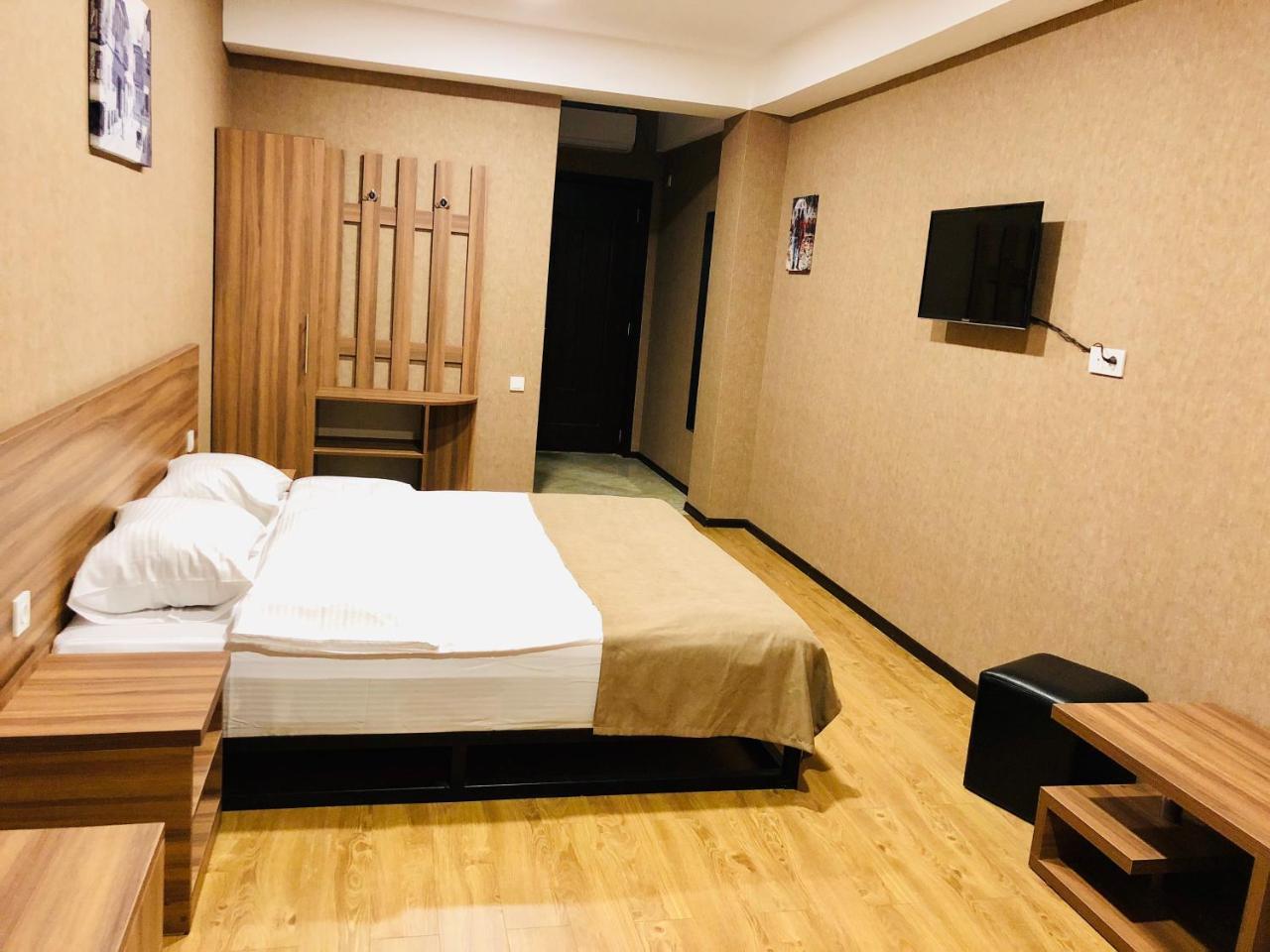 Lords Hotel Tbilisi Luaran gambar